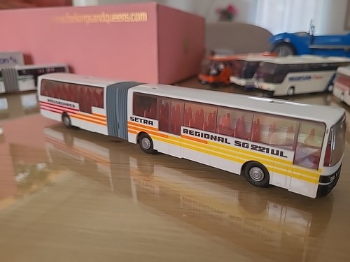 Setra 215 87 - 215, 1/87